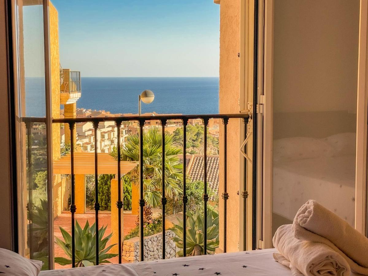 فيلا Charming Townhouse With Sea Views & Pool In Altea كاليبي المظهر الخارجي الصورة